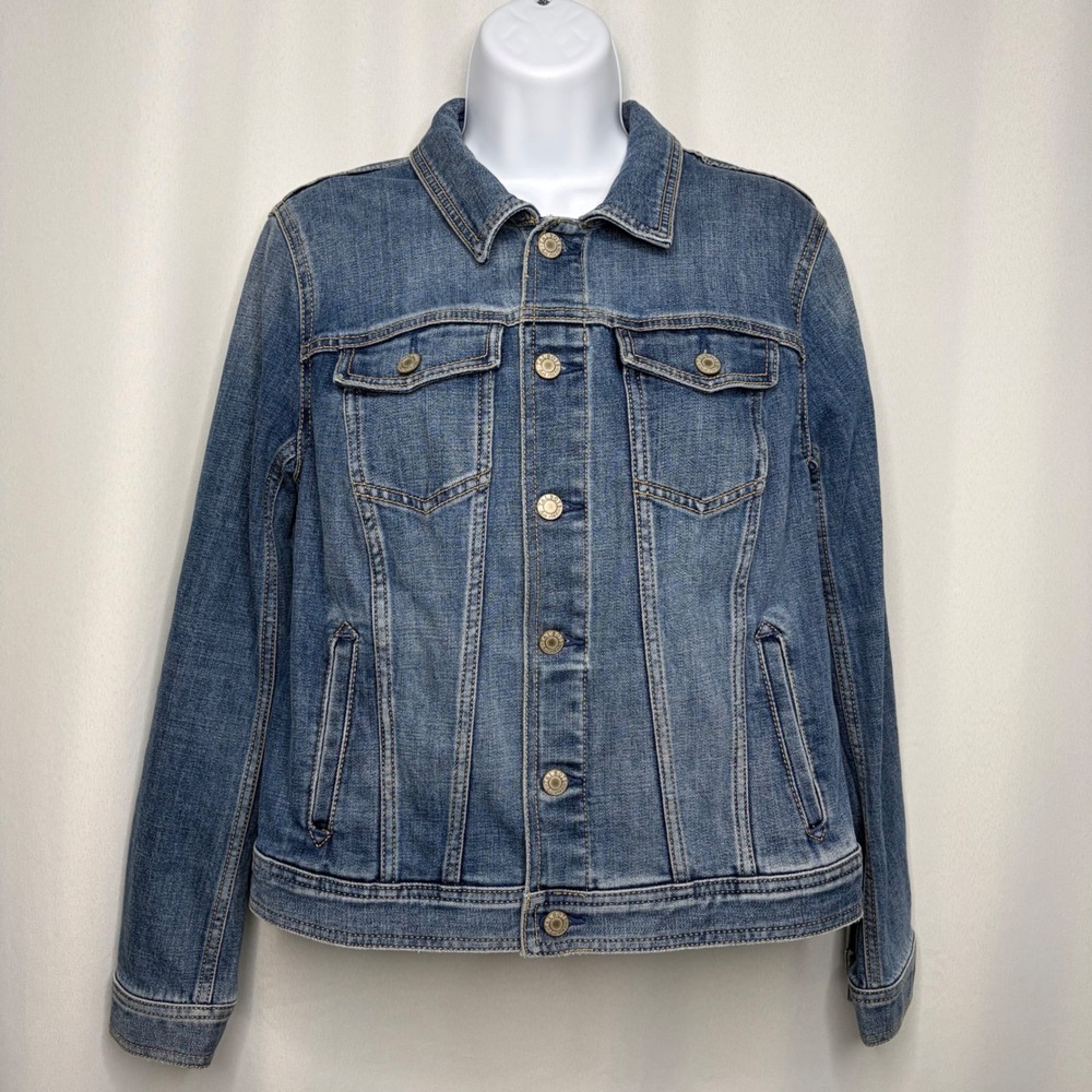 Talbots Womens Medium Wash Stretch Denim Trucker Jacket Blue Size M Preppy